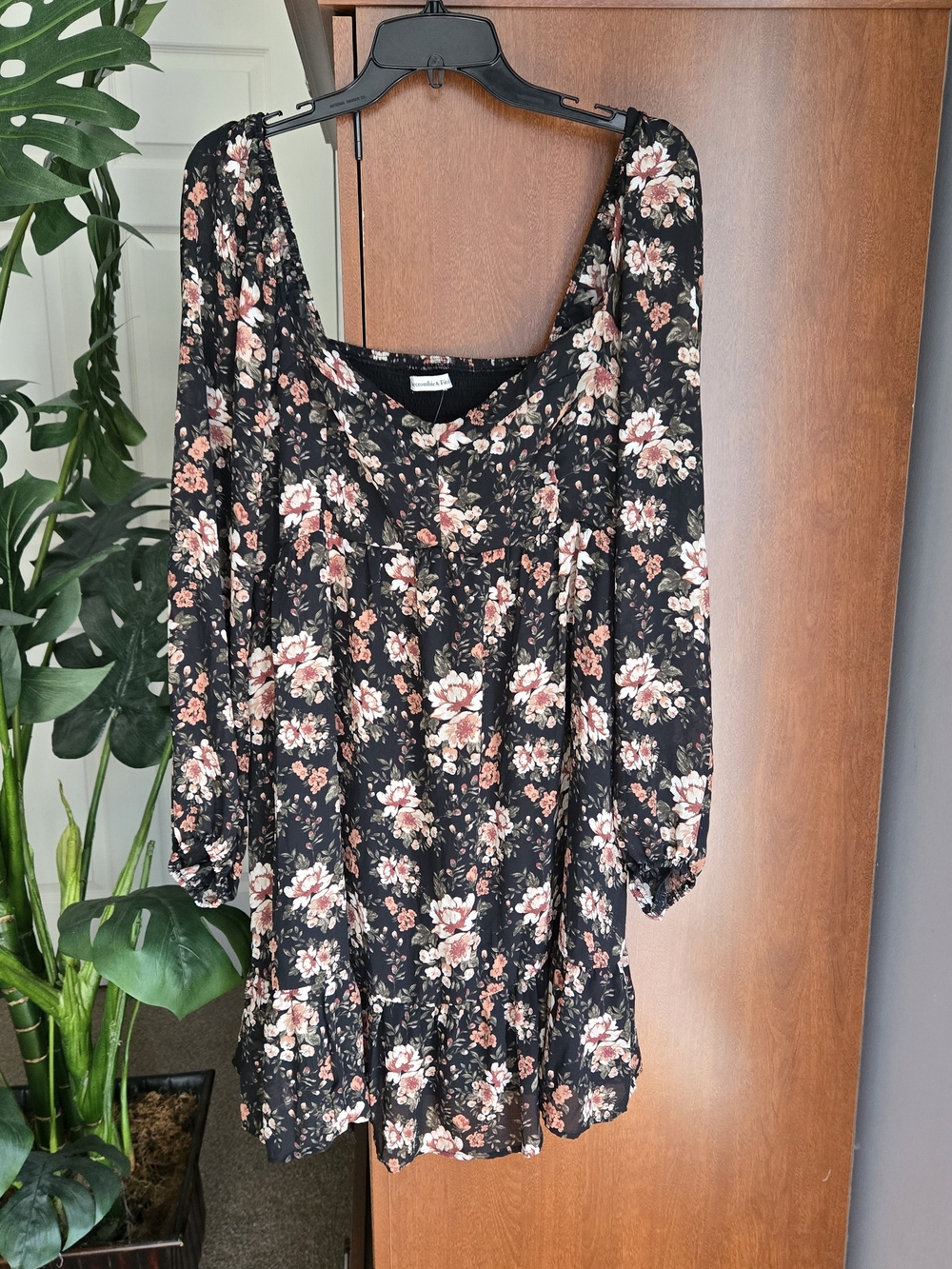 Abercrombie & Fitch Black Floral Long-Sleeve Dress with Pink Blooms